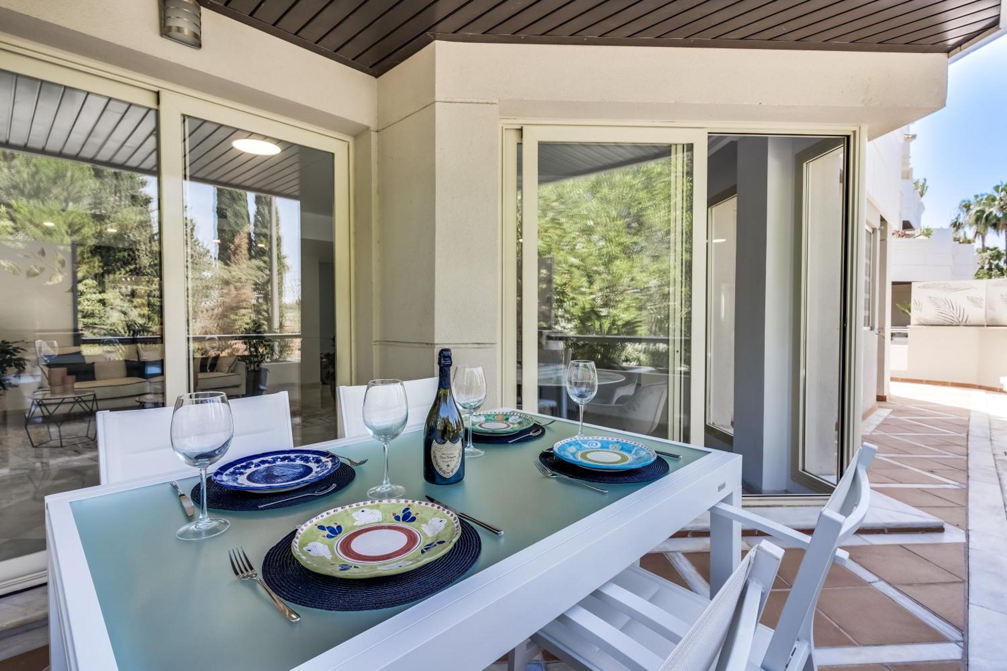 Molo Residences Boutique Apartments & Spa Marbella Exterior photo